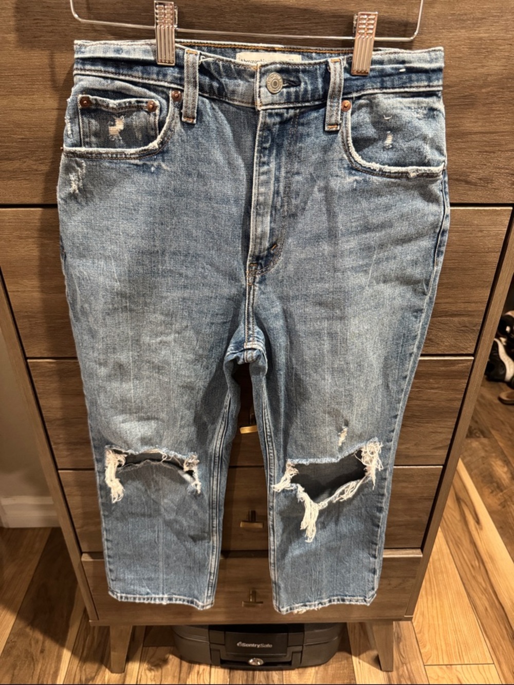 Abercrombie & Fitch Distressed Ankle Straight Ultra High Rise